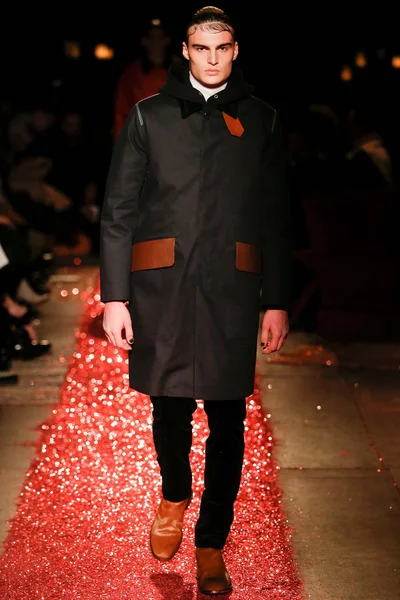 Look 31